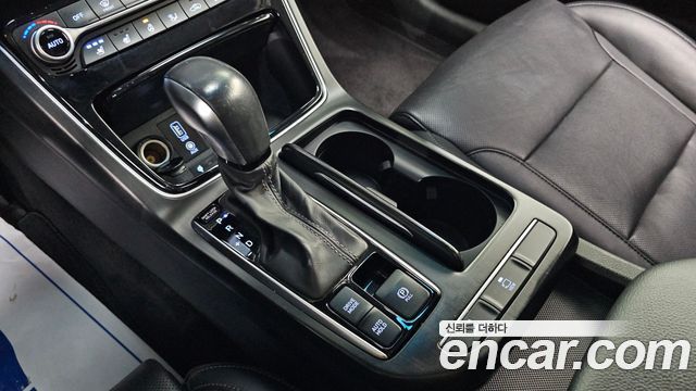 Hyundai Grandeur 2018 — photo 12
