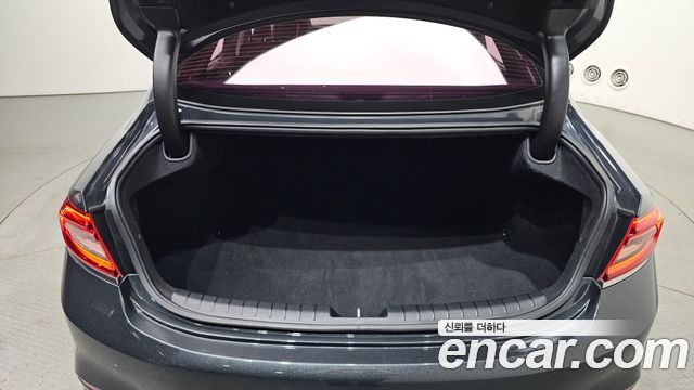 Hyundai Grandeur 2018 — photo 31