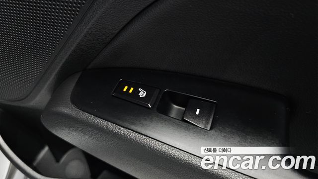 Hyundai AVANTE 2016 — photo 15
