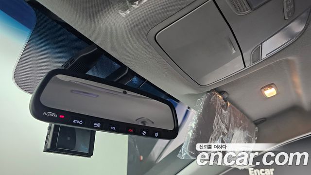 Hyundai AVANTE 2016 — photo 19