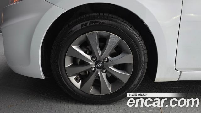 Hyundai Accent 2018 — photo 5