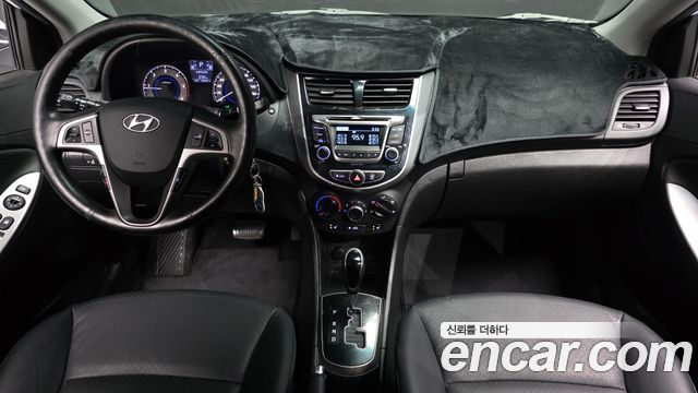 Hyundai Accent 2018 — photo 7