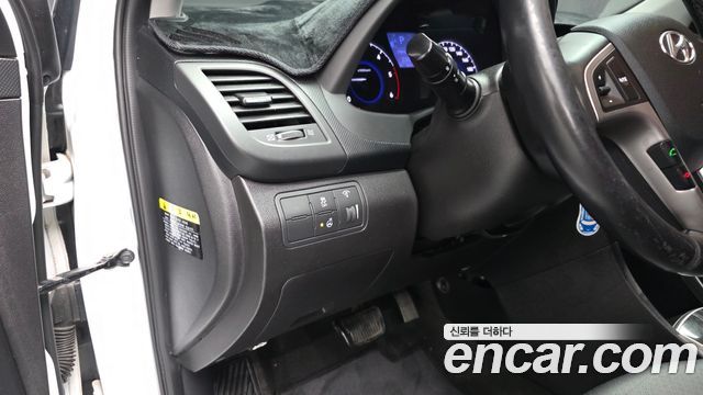 Hyundai Accent 2018 — photo 13