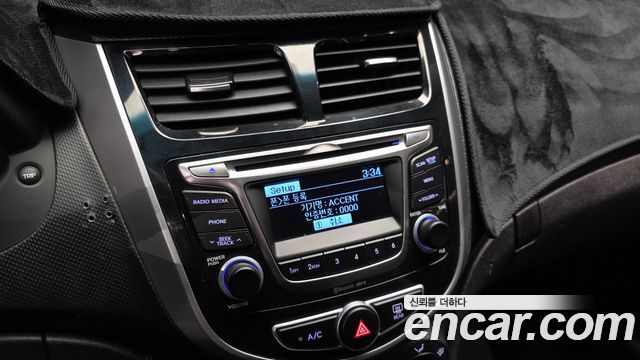 Hyundai Accent 2018 — photo 15