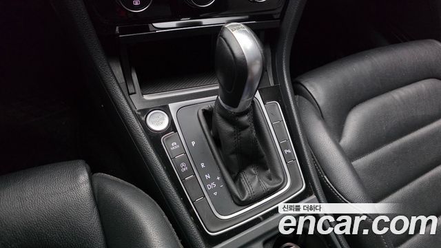 Volkswagen Golf 2015 — photo 12