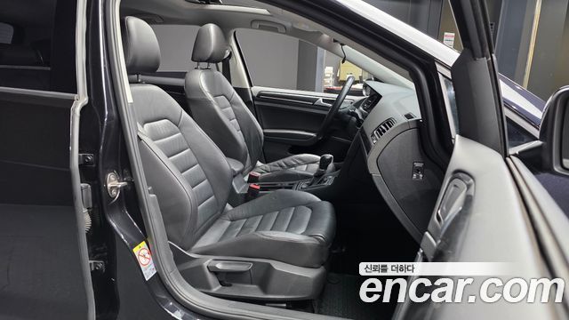 Volkswagen Golf 2015 — photo 17