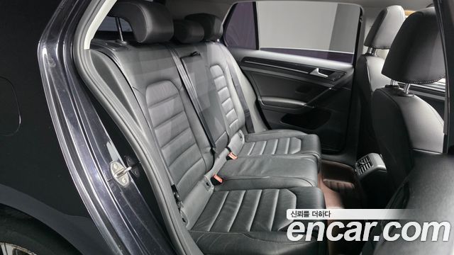 Volkswagen Golf 2015 — photo 18