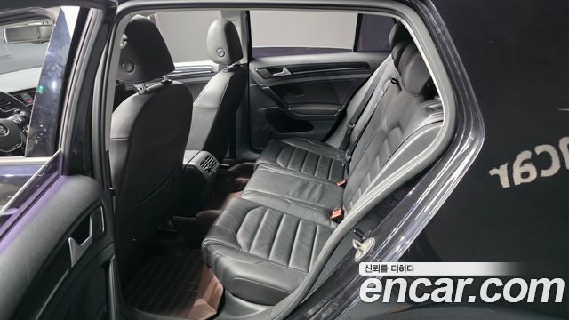 Volkswagen Golf 2015 — photo 16