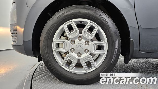 Hyundai Staria 2022 — photo 5