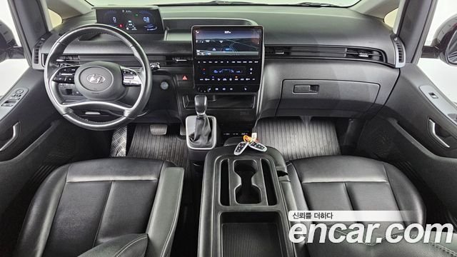 Hyundai Staria 2022 — photo 7