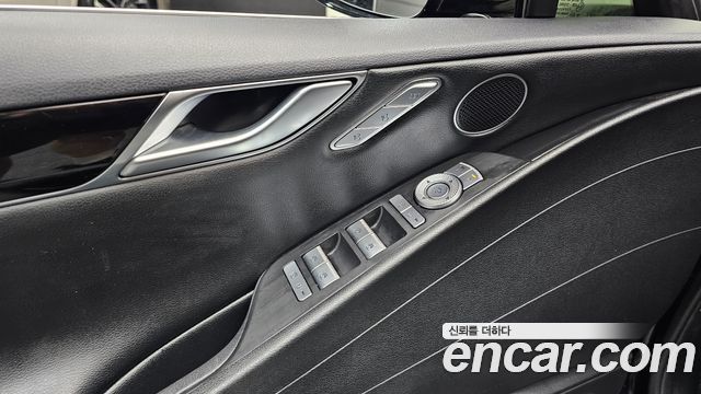 Genesis G80 2021 — photo 22