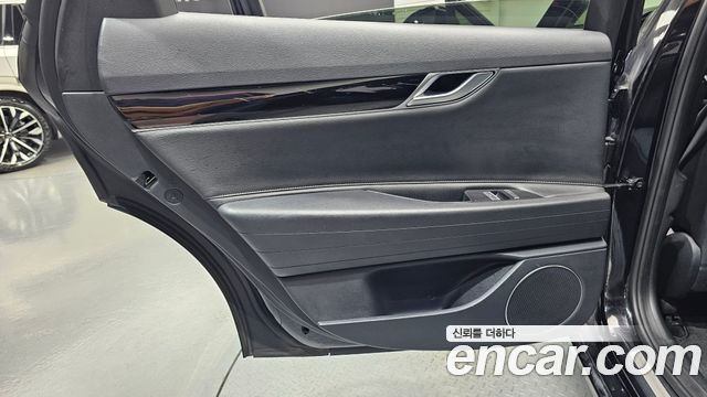 Genesis G80 2021 — photo 15