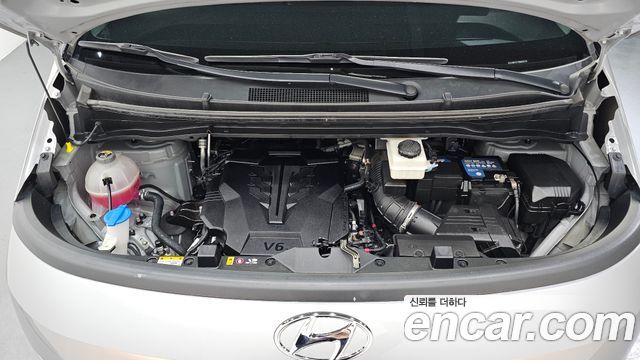 Hyundai Staria 2022 — photo 6