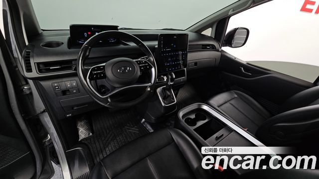 Hyundai Staria 2022 — photo 7