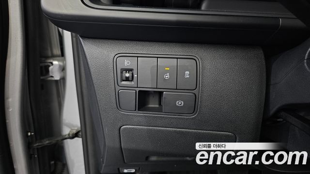Hyundai Staria 2022 — photo 13