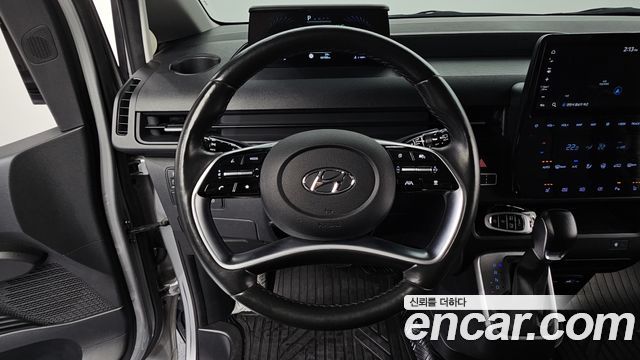 Hyundai Staria 2022 — photo 14