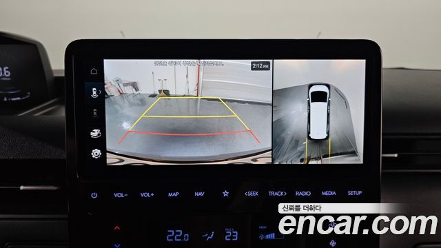 Hyundai Staria 2022 — photo 16