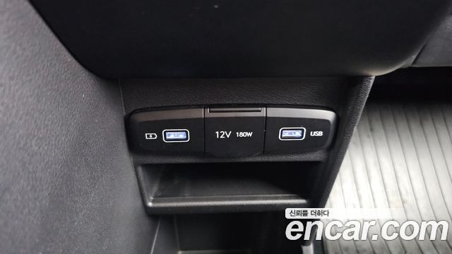 Hyundai Staria 2022 — photo 17