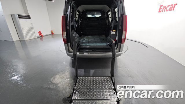 Hyundai Staria 2022 — photo 20