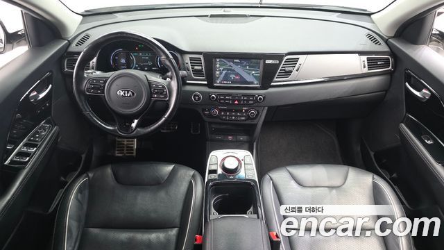 Kia Niro 2019 — photo 10