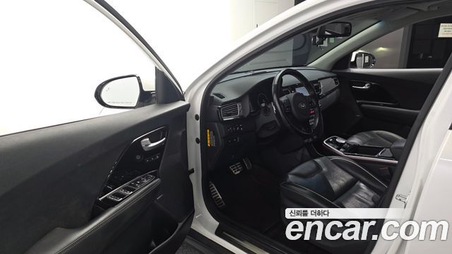 Kia Niro 2019 — photo 13