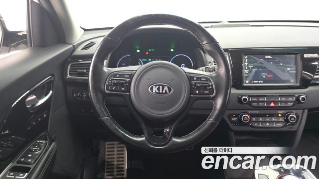 Kia Niro 2019 — photo 19