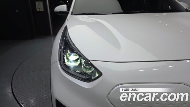Kia Niro 2019 — photo 8