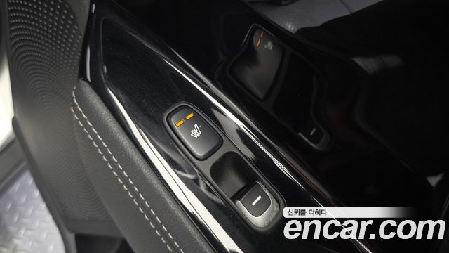 Kia Niro 2019 — photo 27