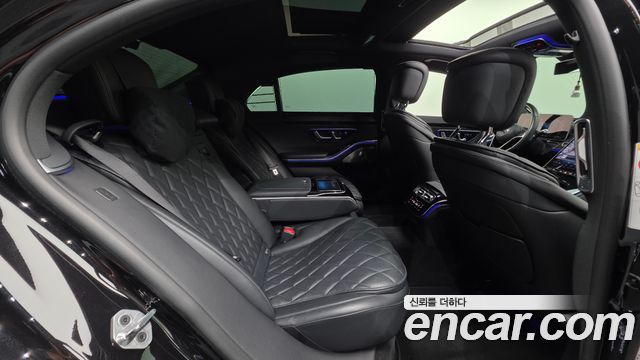 Mercedes-Benz S-Class 2022 — photo 12