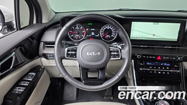 Kia Canival 2023 — photo 13