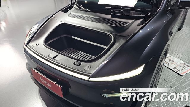 Tesla Model Y 2026 — photo 6