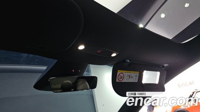 Tesla Model Y 2026 — photo 22