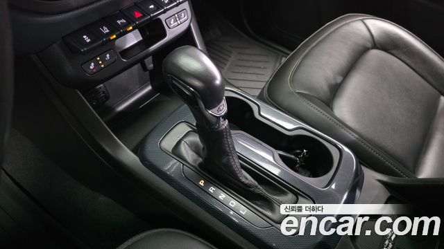 Chevrolet Korea Colorado 2022 — photo 12