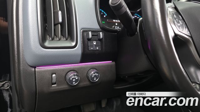 Chevrolet Korea Colorado 2022 — photo 28