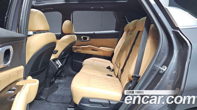 Kia Sorento 2021 — photo 16