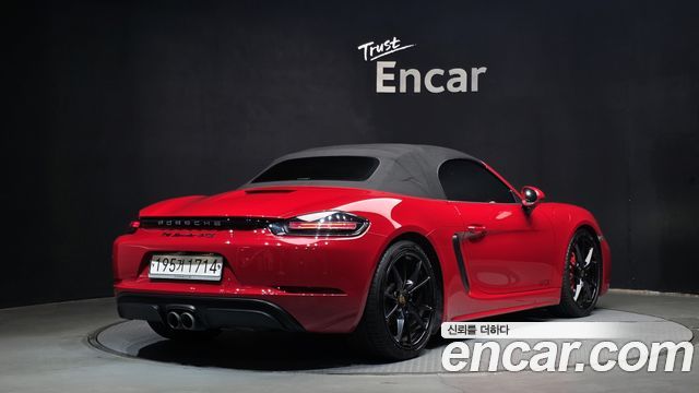 Porsche 718 2018 — photo 2