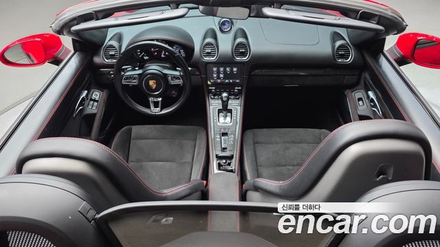 Porsche 718 2018 — photo 10
