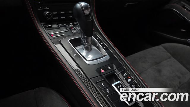 Porsche 718 2018 — photo 12
