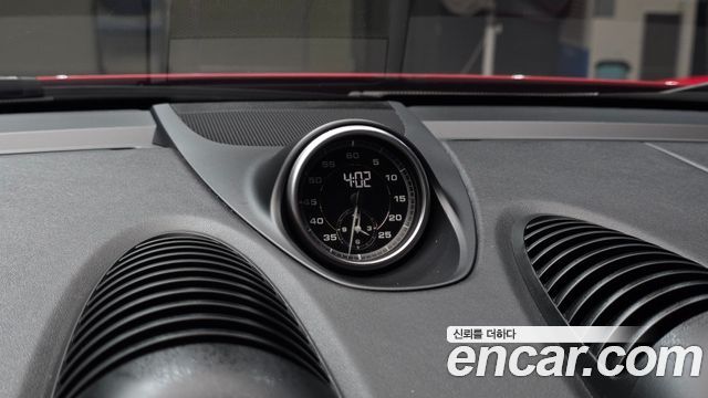 Porsche 718 2018 — photo 23