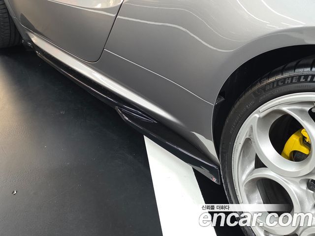 Alfa Romeo 4C 2016 — photo 17