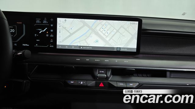Kia EV9 2024 — photo 18