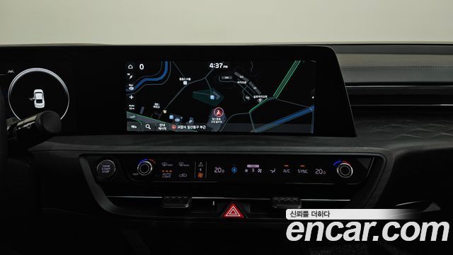 Kia K8 2022 — photo 20