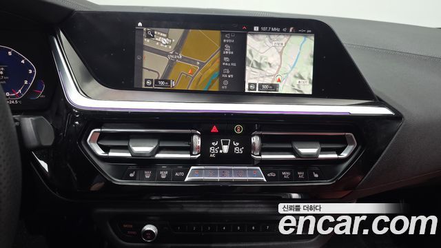 BMW Z4 2019 — photo 18