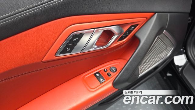 BMW Z4 2019 — photo 26