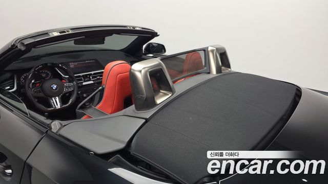 BMW Z4 2019 — photo 29