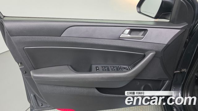 Hyundai Sonata 2018 — photo 14