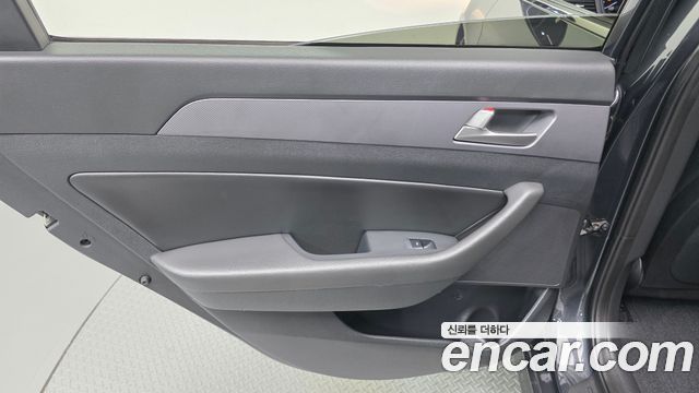 Hyundai Sonata 2018 — photo 15