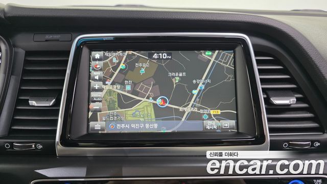 Hyundai Sonata 2018 — photo 28