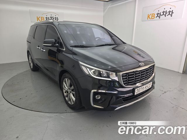 Kia Canival 2020 — photo 3