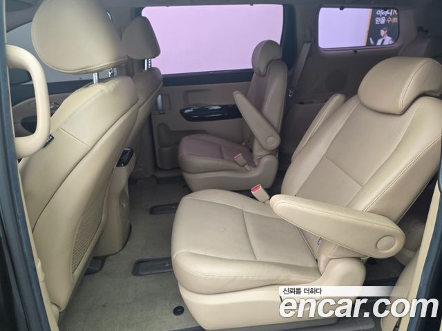 Kia Canival 2020 — photo 9